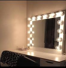 Descripcion Dimmer Incluido Espejo De Maquillaje Grande Con Luces Para Todos Los Amantes Del Maquilla Hollywood Vanity Mirror Vanity Mirror Mirror With Lights