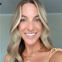 Laura Behm's Instagram, Twitter & Facebook