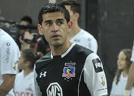 He was nationalised as a chilean so as to free up a spot as an international player for his club. Se Va Un Referente Equipo Chileno Quiere A Julio Barroso El Periscopio Noticias