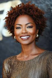 Epizòd : 17 Tit : Le regret Sezon : 2 Otè : franco Georges (Samantha kenbe  Billy Li pa vle lagel, e Billy kenbe'l tou, Youn sere lòt fò) Samantha :  bb'm