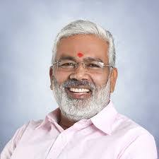 Vineet Gangwar's Instagram, Twitter & Facebook