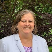 Janice Stratton's Instagram, Twitter & Facebook