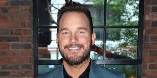 Chris Cully's Instagram, Twitter & Facebook