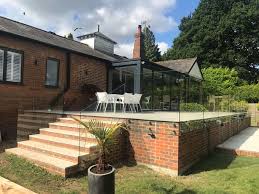 Regal ideas manufactures 21 sizes of tempered glass panels! Outdoor Glass Balustrade Ideas To Give Your Decking A Modern Upgrade P P Glass