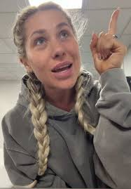 Going to be a long ole day waiting for a stairmaster to be free today 🤣  #easter #bankholiday #cardio #eastercelebration #fitnessmeme