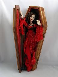 Luxurious Wooden Coffin For Resin Evangeline Ghastly 19 Inch Doll Gothic Dolls Halloween Doll Creepy Dolls
