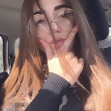 Discord gif avatar not moving. ð–¨ð–¼ð—ˆð—‡ ð–¦ð—‚ð–¿ ð–¦ð—‚ð—‹ð—… ð–¬ð—‚ð—'ð—Žð—Œð—‚ð—„ð—ˆ In 2021 Fake Girls Girl Icons Real Girls