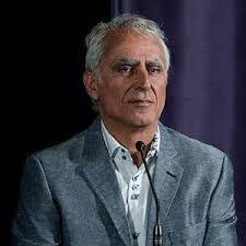 Peter Horsley's Instagram, Twitter & Facebook