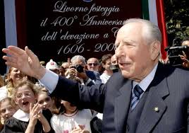 Carlo azeglio ciampi was born on december 9, 1920 in livorno, italy. Una Biografia Dell Italia Nella Vita Di Carlo Azeglio Ciampi Citta Nuova Citta Nuova
