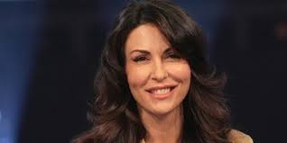 L'amore strappato, la trama della puntata del 14 aprile. L Amore Strappato Trama Anticipazioni Della Fiction Con Sabrina Ferilli