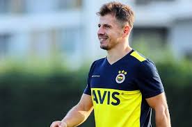 Sorusu, ünlü futbolcunun eski emre belözoğlu 7 eylül 1980'de i̇stanbul'da doğdu. Emre Belozoglu Transferler Surecek Ntvspor Net