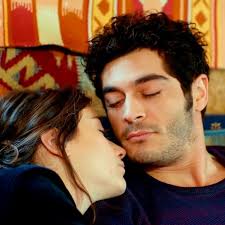 Bestofbarfi Hazal Kaya Burak Deniz Hazalkaya Burakdeniz Barfi Bizimhikaye Turkish Actors Cute Couple Pictures Cute Love Couple