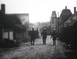 1942 löschten die deutschen das tschechische dorf lidice aus, erschossen die männer, vergasten kinder und steckten die frauen ins kz. Ausland Tonwoche 1943 Teil 1 Zerstorung Von Lidice 10 6 1942 3 Rollen Filmhauer