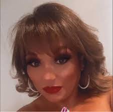 Francine Tucker's Instagram, Twitter & Facebook