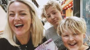 Harfin Family's Felicity Kane brings parent pranks to a new level: Darren  Levin