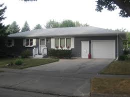 Sherwin williams cuenta en chile con la planta de fabricación de pinturas mas moderna del país. I Love This Paint Color Sherwin Williams Peppercorn House Paint Exterior Modern Farmhouse Exterior Exterior House Colors