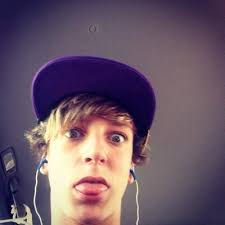 Kaiden bell (@xdigets)