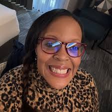 I watch Lawrence, Nicole, and Rachel. I also watch The Weekend. That's all  for me. That's all the news I watch these days.