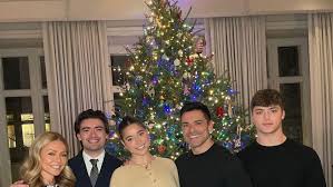 Kelly Ripa and Mark Consuelos’ Relationship Timeline