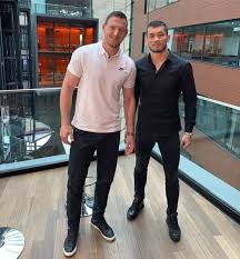 Jun 23, 2021 · skvělé výkony předvádí na mistrovství evropy český výběr. Galerie Krpalek O Selfie S Muradovem Mma Mi Manzelka Zakazala Nabidky Byly Foto 1 Isport Cz