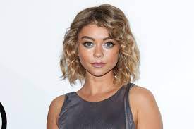 Sarah Hyland Just Epically Shut Down a Troll Who Thinks Shes Too Sexual |  Glamour