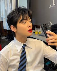 📸eunwo.o_c IG update