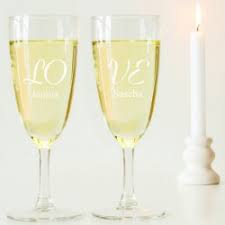 Leider konnten wir diesen artikel nicht auf deutsch übersetzen. Glaser Mit Gravur Eine Tolle Geschenkidee Zur Hochzeit