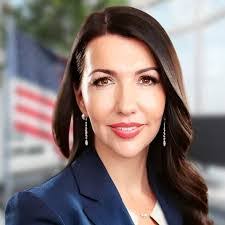 Gail Tart's Instagram, Twitter & Facebook