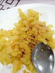 Sauté the garlic under high heat until fragrance. Salted Egg Bitter Gourd Bild Von Restoran Haewaytian Bahau Tripadvisor
