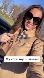 Caroline Collins Does She Have A Husband