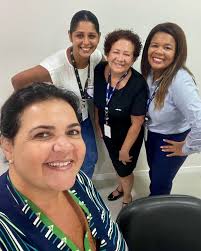 A Dra. Fátima Pires, diretora do laboratório Cellula Mater, visitou o  CESARI Cubatão para reforçar a campanha do Fevereiro Laranja, mês dedicado  à conscientização sobre a leucemia. Durante a visita, ela se