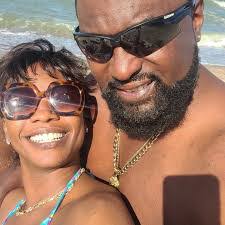 Lillian Bush's Instagram, Twitter & Facebook