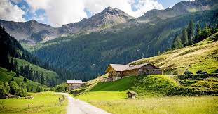 Schützenhof liegt direkt an einer der wunderschönen skipisten im großarltal. Bewirtschaftete Almhutte In Huttschlag Salzburger Land