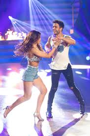 Eng umschlungen schwebten sie über das. Nach Let S Dance Final Aus Erste Worte Von Luca Hanni Promiflash De
