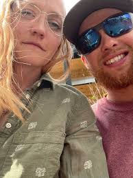 Taylor Moxley's Instagram, Twitter & Facebook