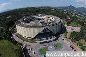 Check spelling or type a new query. 10 Jurusan Unpad Paling Diminati 2021 Kuliahdimana Id