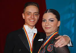 Conform calendarului competitional al frds, anul acesta vor fi cu noua competitii mai multe decat anul trecut. Promovarea Dansatorilor In Clase Valorice Club De Dans Sportiv