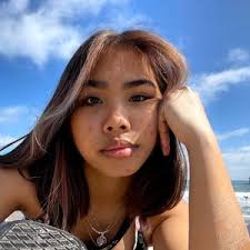 get.casely Instagram Influencer Profile