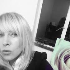 Faye Lyon-Mehl (@glamlion)