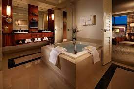 Mandalay Bay Resort And Casino Reviews Best Rate Guaranteed Vegas Com Las Vegas Hotels Mandalay Bay Resort Hotel