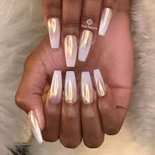 These adhesive stickers are applied to the nail bed and can be tailored to fit any nail shape to help you sculpt acrylic tips. Gold Nails 35 Gold Nail Designs