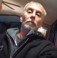 36 years old without filters and makeup divorced romantic I like to make  friends and something more. if you want the same follow me❤️‍🔥🔥  Https://linkr.bio/facebookevet