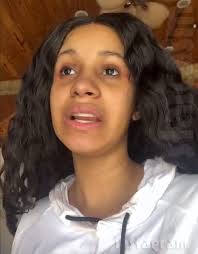 Yes, some women are especially beautiful but when taking out the trash, grabbing coffee, staying home quarantining in a pandemic, they look pretty normal. Cardi B With No Makeup Photos