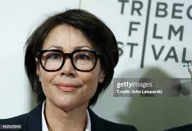 15,725 Ann John Stock Photos, High-Res Pictures, and Images