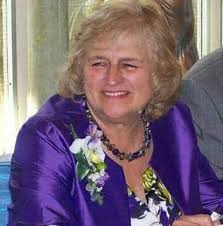 Hello. I'm looking for recommendations for places to go for Christmas  dinner, if I'm not too late already. We moved into our new place 2 days ago  and I'm wandering if this