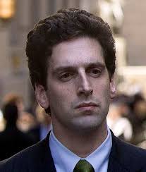 Cuomo Campaign Staffers Get Five-Figure Bonuses