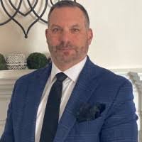 Bob Nast's Instagram, Twitter & Facebook