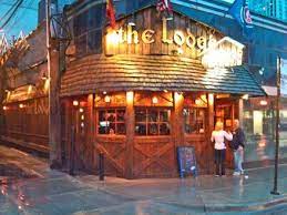 Nightlife In Chicago Night Life Chicago Bars Chicago Weekend