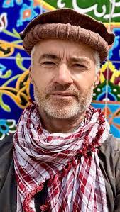 Andrew Lunt's Instagram, Twitter & Facebook