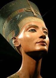 When King Ramesses II spoke about his wife Nefertari : She is the one for  whom the sun rises ... She is the goddess of sedition and beauty, beautiful  in nature, the